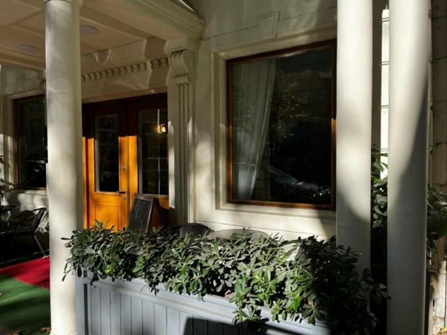 Karat Inn Boutique Hotel Баку Экстерьер фото